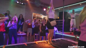 Party Hardcore Gone Crazy Vol. 35 Part 6 - Cam 4 Screencap 11 on www.sinx.com