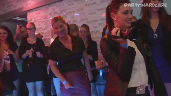 Party Hardcore Gone Crazy Vol. 14 Part 2 - Cam 1 Screencap 22 on www.sinx.com