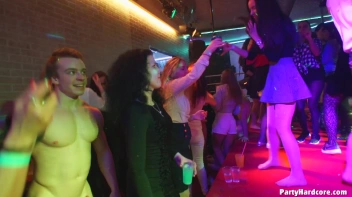 Party Hardcore Gone Crazy Vol. 40 Single Cut: Part 5 - Cam 4 Screencap 85 on www.sinx.com