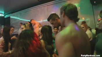 Party Hardcore Gone Crazy Vol. 31 Part 4 - Cam 4 Screencap 92 on www.sinx.com