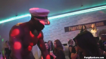 Party Hardcore Gone Crazy Vol. 31 Part 4 - Cam 4 Screencap 3 on www.sinx.com