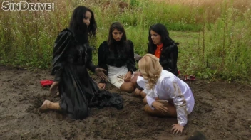 A Lesbian Masterpiece - "Rumble In The Dirt" - It's A Party Of 5: Just A Fine Mess With Pussy & Ass ... Dirty Divas ... Screencap 24 on www.sinx.com