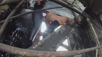 Auf der Treppe von 2 Herrin in die Arschfotze gefickt Screencap 28 on www.sinx.com