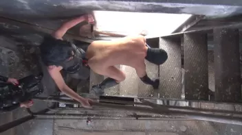 Auf der Treppe von 2 Herrin in die Arschfotze gefickt Screencap 47 on www.sinx.com