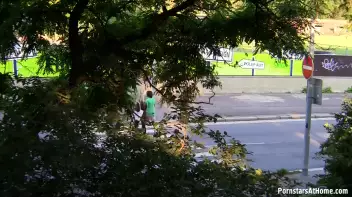 Barbie Blow Me Screencap 64 on www.sinx.com