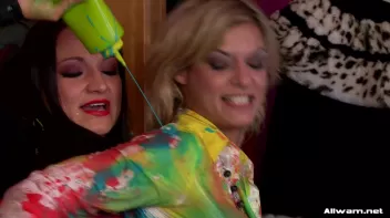 Catfight Too Messy To Stay Indoors Screencap 58 on www.sinx.com