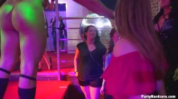 Party Hardcore Gone Crazy Vol. 40 Single Cut: Part 8 - Cam 1 Screencap 53 on www.sinx.com