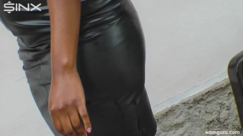 Sexy Heeled Babes Cover Each Other In Oil Screencap 69 on www.sinx.com