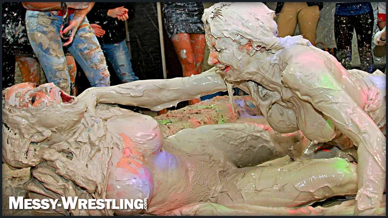 Messy Wrestling: Tattooed Beauty, Ripped Clothes & Lots Of Mud Covered Booby & Booty! on www.sinx.com