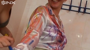 Perfectly Perverted Painting Screencap 38 on www.sinx.com