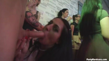 Party Hardcore Gone Crazy Vol. 33 Part 1 - Main Edit Screencap 86 on www.sinx.com