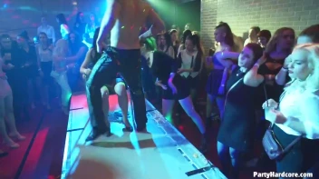 Party Hardcore Gone Crazy Vol. 34 Part 4 - Cam 1 Screencap 17 on www.sinx.com