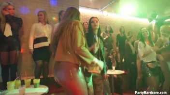 Party Hardcore Gone Crazy Vol. 34 Part 4 - Cam 1 Screencap 50 on www.sinx.com