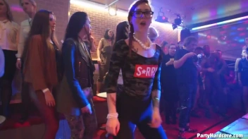 Party Hardcore Gone Crazy Vol. 34 Part 4 - Cam 1 Screencap 59 on www.sinx.com