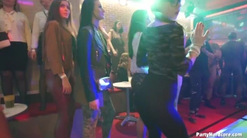 Party Hardcore Gone Crazy Vol. 34 Part 4 - Cam 1 Screencap 60 on www.sinx.com