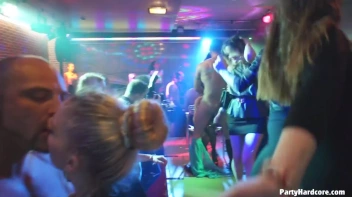 Party Hardcore Gone Crazy Vol. 34 Part 4 - Cam 1 Screencap 70 on www.sinx.com