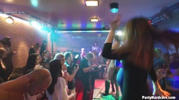 Party Hardcore Gone Crazy Vol. 34 Part 4 - Cam 1 Screencap 72 on www.sinx.com