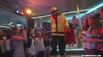 Party Hardcore Gone Crazy Vol. 31 Part 1 - Cam 3 Screencap 39 on www.sinx.com