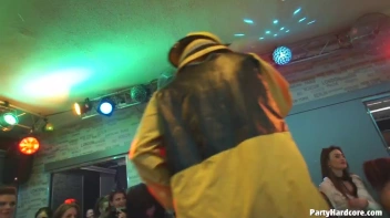 Party Hardcore Gone Crazy Vol. 31 Part 1 - Cam 3 Screencap 46 on www.sinx.com