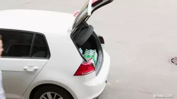 Delivery ending up in a bisex threesome Screencap 8 on www.sinx.com