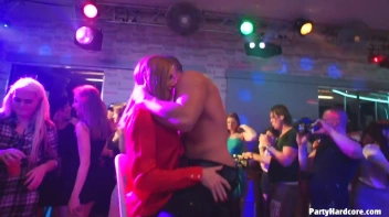 Party Hardcore Gone Crazy Vol. 33 Part 5 - Cam 3 Screencap 50 on www.sinx.com