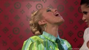 Wet and Rough Lesbo Lovers Screencap 6 on www.sinx.com