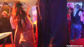 Party Hardcore Gone Crazy Vol. 38 Part 7 - Cam 3 Screencap 30 on www.sinx.com