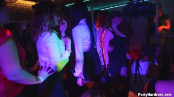 Party Hardcore Gone Crazy Vol. 38 Part 7 - Cam 3 Screencap 66 on www.sinx.com