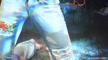 Blue Jean Babes Part 2 Cam 3 Screencap 27 on www.sinx.com