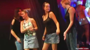 Blue Jean Babes Part 2 Cam 3 Screencap 75 on www.sinx.com