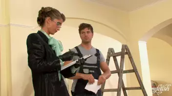 Nothing Like a Good Fuck Bribe Screencap 8 on www.sinx.com