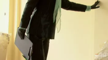 Nothing Like a Good Fuck Bribe Screencap 3 on www.sinx.com