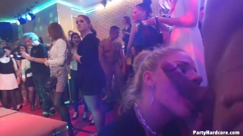 Party Hardcore Gone Crazy Vol. 34 Part 3 - Cam 3 Screencap 99 on www.sinx.com