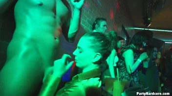 Party Hardcore Gone Crazy Vol. 34 Part 3 - Cam 3 Screencap 111 on www.sinx.com