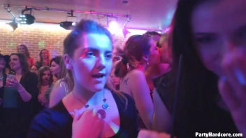 Party Hardcore Gone Crazy Vol. 34 Part 3 - Cam 3 Screencap 25 on www.sinx.com