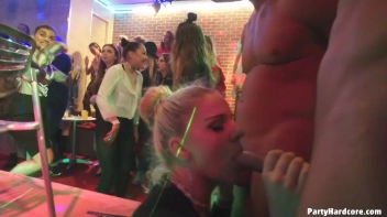 Party Hardcore Gone Crazy Vol. 34 Part 3 - Cam 3 Screencap 48 on www.sinx.com