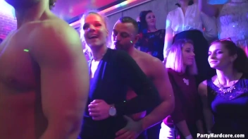 Party Hardcore Gone Crazy Vol. 34 Part 3 - Cam 3 Screencap 68 on www.sinx.com