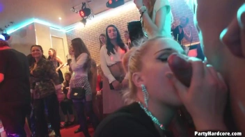 Party Hardcore Gone Crazy Vol. 34 Part 3 - Cam 3 Screencap 76 on www.sinx.com