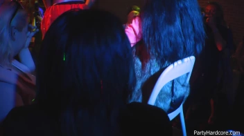 Party Hardcore Gone Crazy Vol. 36 Part 2 - Cam 4 Screencap 98 on www.sinx.com