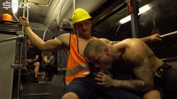 Stud Pays Builder For Gay Sex On The Bus Screencap 15 on www.sinx.com