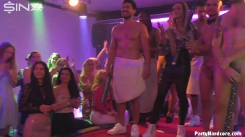 Party Hardcore Gone Crazy Vol. 45 Part 7 - Cam 3 Screencap 85 on www.sinx.com