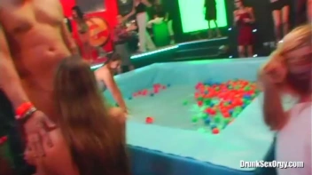 Sex Games Part 4 - Cam 2 Screencap 18 on www.sinx.com