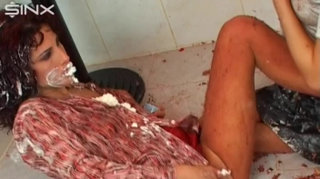 Perfectly Perverted Shower Session Screencap 62 on www.sinx.com