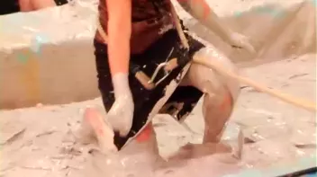 Crazy Bitches Covered in Filth Screencap 25 on www.sinx.com