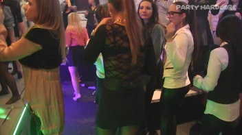 Party Hardcore Gone Crazy Vol. 16 Part 3 - Cam 3 Screencap 86 on www.sinx.com