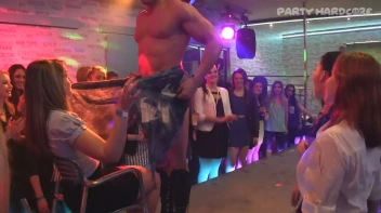 Party Hardcore Gone Crazy Vol. 16 Part 3 - Cam 3 Screencap 67 on www.sinx.com