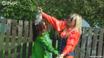 Catfight Turns Messy As Best Friends Get Painted - Cam 1 Screencap 27 on www.sinx.com