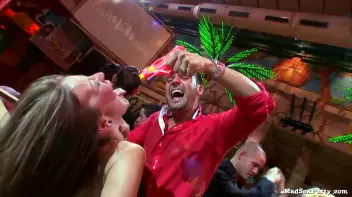 Orgy Island Part 1 Screencap 8 on www.sinx.com