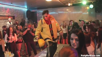 Party Hardcore Gone Crazy Vol. 31 Part 1 - Main Edit Screencap 50 on www.sinx.com