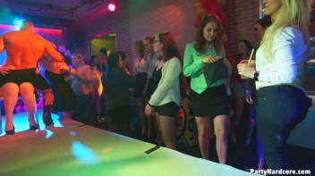 Party Hardcore Gone Crazy Vol. 36 Part 4 - Cam 3 Screencap 72 on www.sinx.com